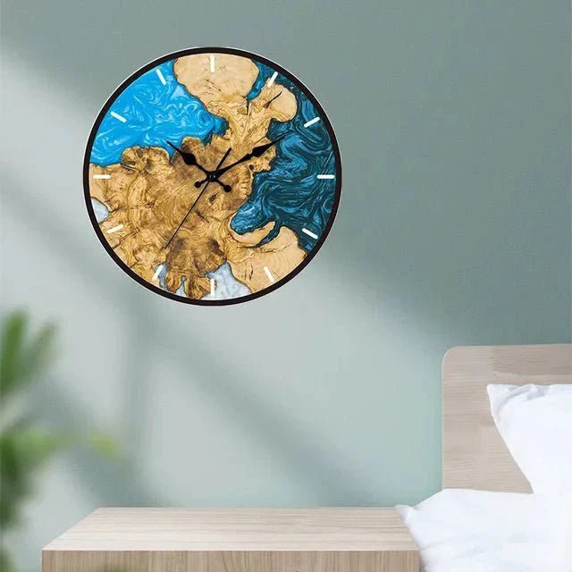 Novita Casa – Minimalist Clear Wall Clock - Novita Casa
