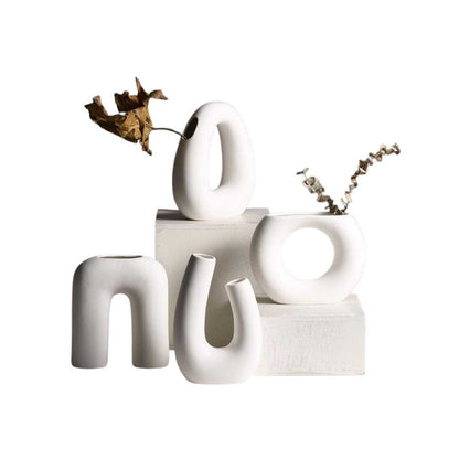 Novita Casa – Off - White Ceramic Accents - Novita Casa