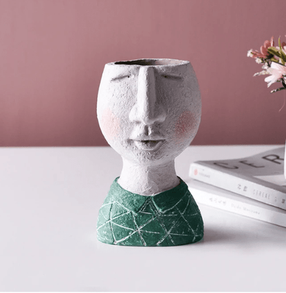 Novita Casa – Face Planter Sculpture - Novita Casa
