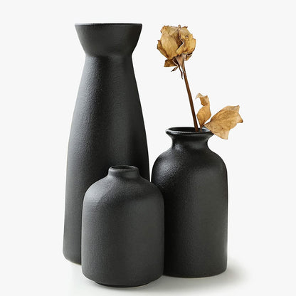 Novita Casa – 3 - Piece Ceramic Vase Set for Elegant Home Décor and Timeless Style - Novita Casa