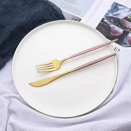 Novita Casa – Elegant 6 - Piece Cutlery Set in Sleek Stainless Steel for Effortless Dining Style - Novita Casa