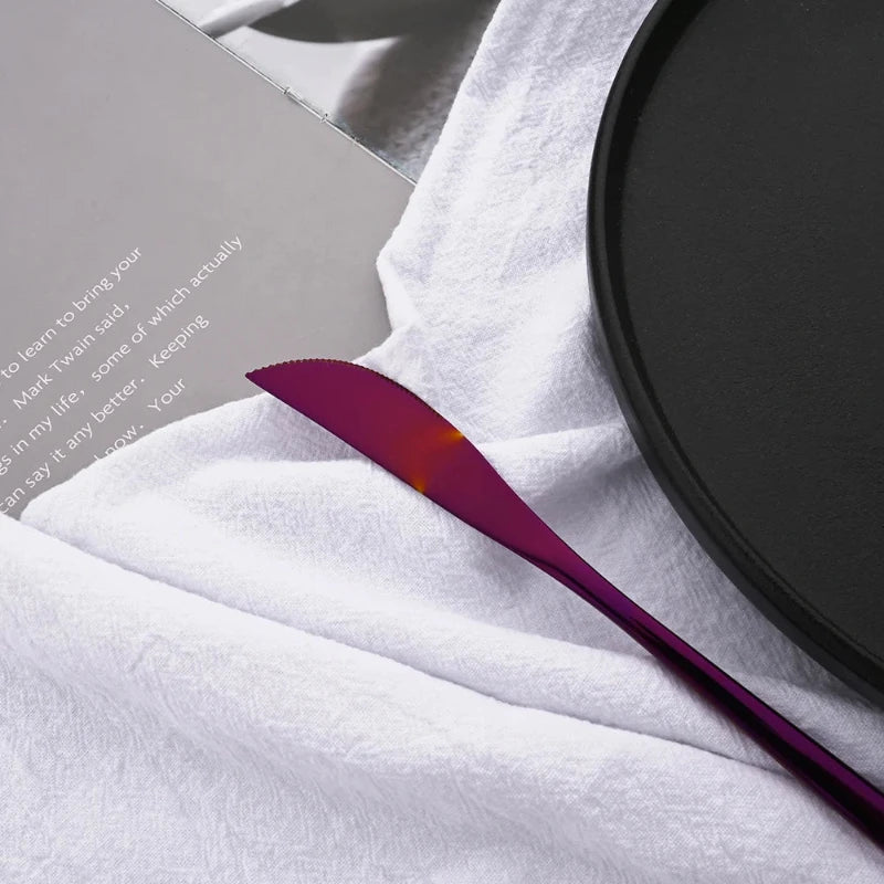 Novita Casa – Elegant 6 - Piece Cutlery Set in Sleek Stainless Steel for Effortless Dining Style - Novita Casa