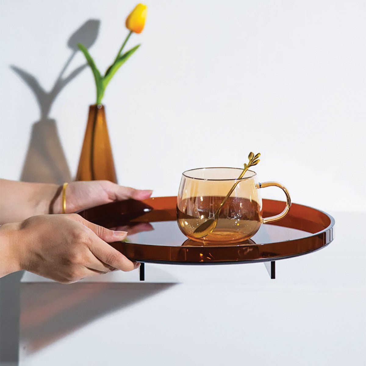 Novita Casa – Elegant Acrylic Serving Tray Set in Vibrant Orange for a Bright and Cheerful Atmosphere - Novita Casa