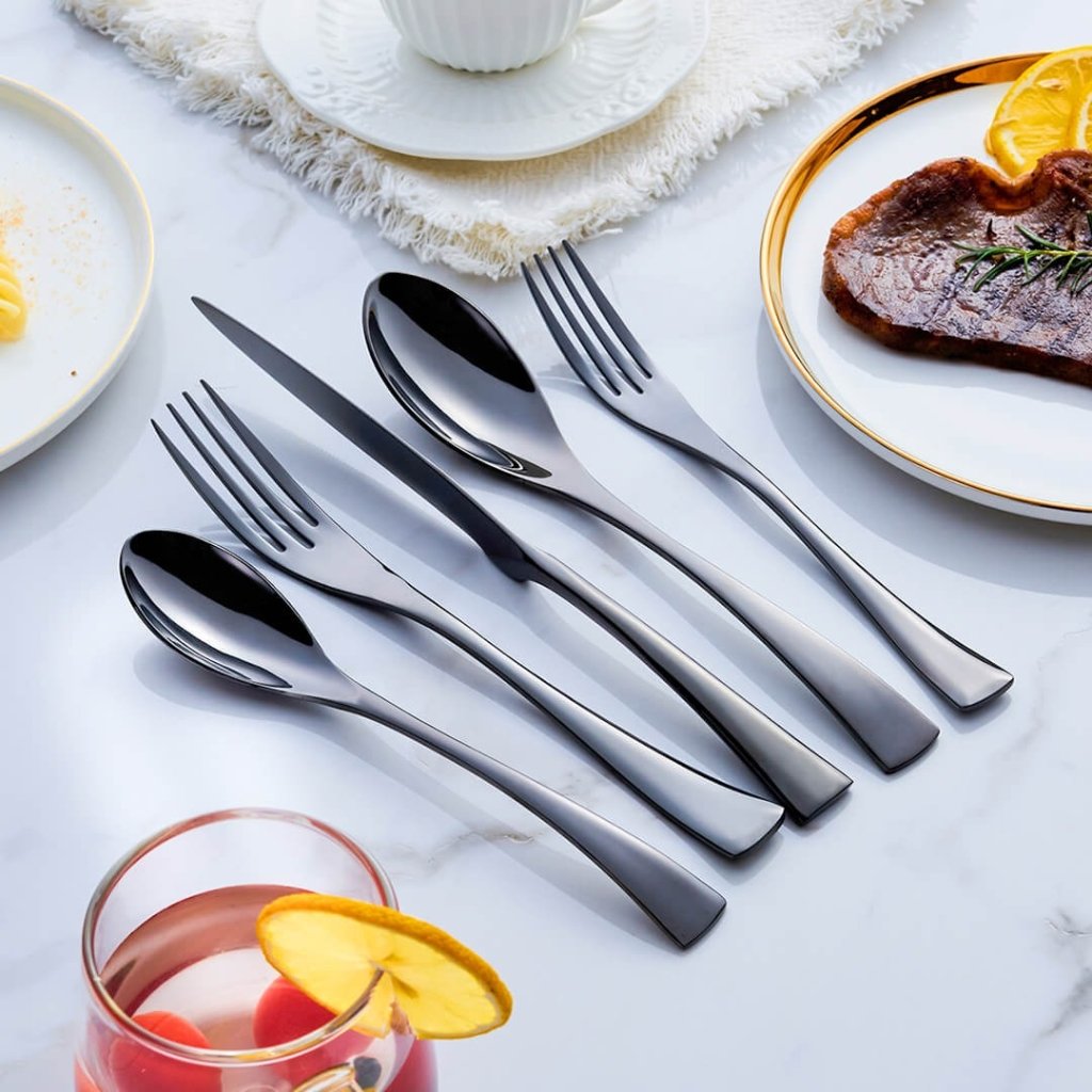 Novita Casa - Elegant Black Stainless Steel Cutlery - Novita Casa