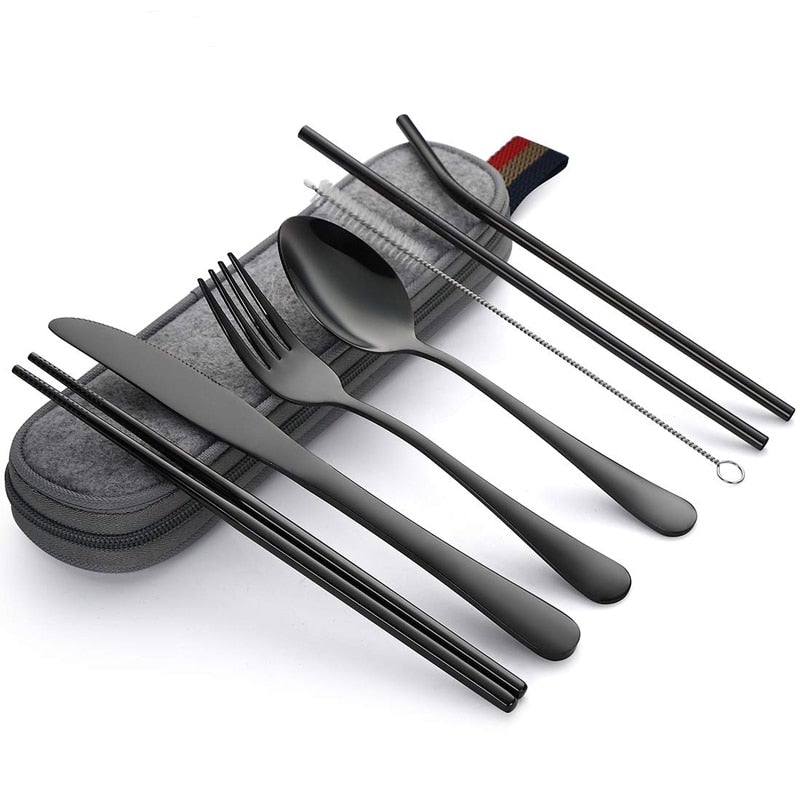 Novita Casa – Elegant Stainless Steel Cutlery Set in Portable Case for Effortless Dining Experiences - Novita Casa