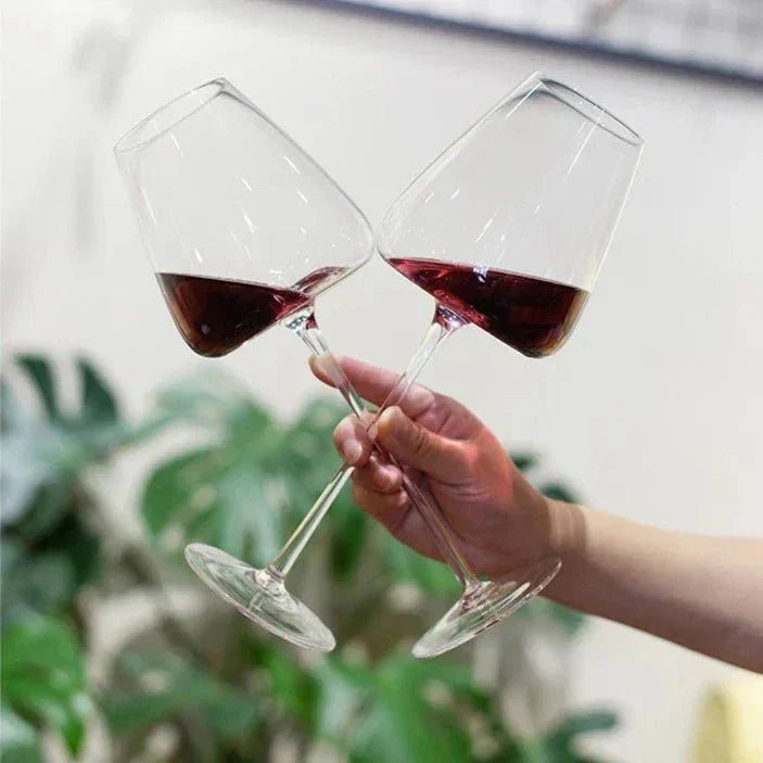 Novita Casa - Handcrafted Crystal Wine Glasses - Novita Casa