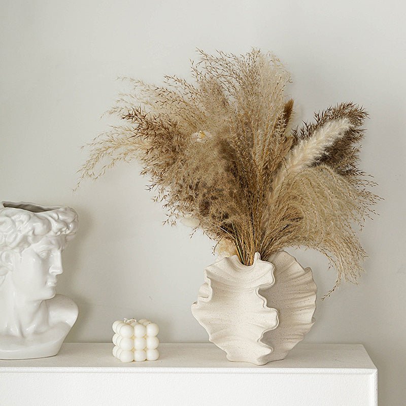 Novita Casa - Modern Frosted Ceramic Vase - Novita Casa