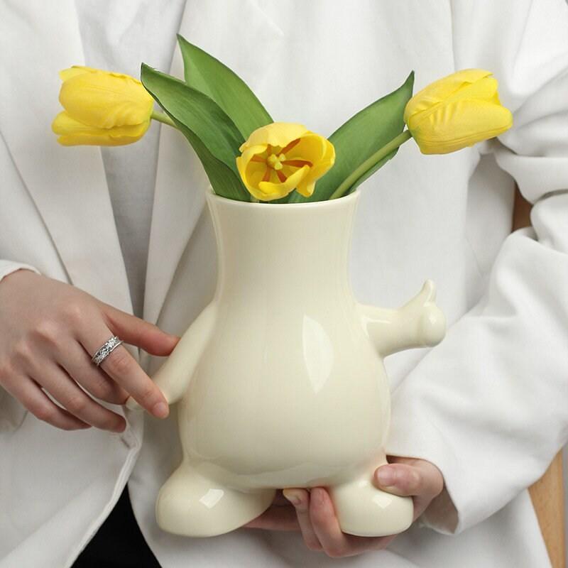 Novita Casa - Modern Monochrome Ceramic Vase - Novita Casa