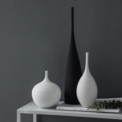 Novita Casa - Modern Tall Ceramic Vase Decor - Novita Casa