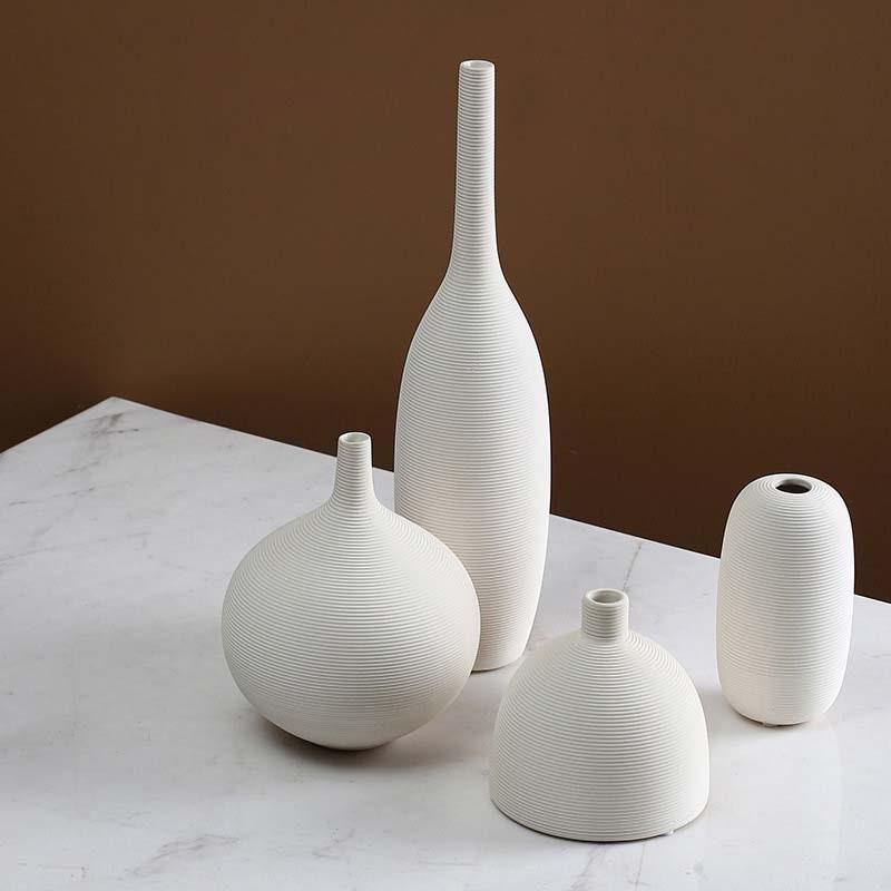 Novita Casa – White Nordic Ceramic Vase Decor Minimalist Matte Design - Novita Casa